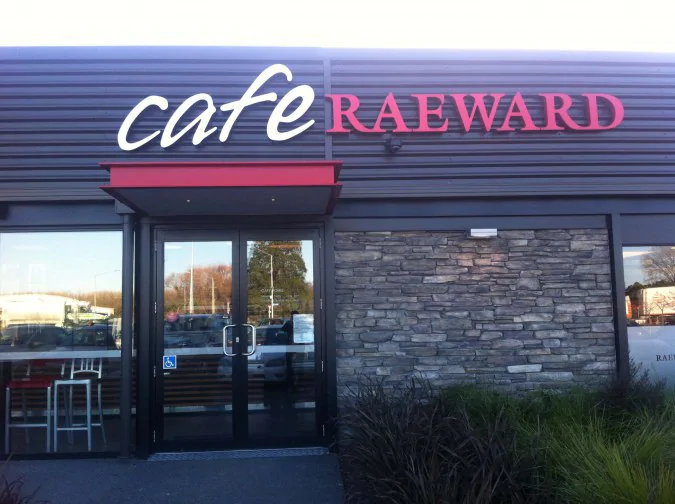 Cafe Raeward
